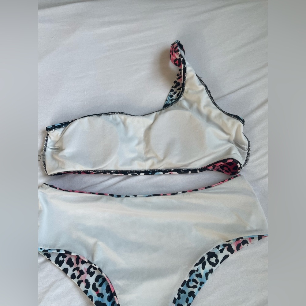 ⭐️EUC⭐️ UNBRANDED 2pc - Picture 4 of 5